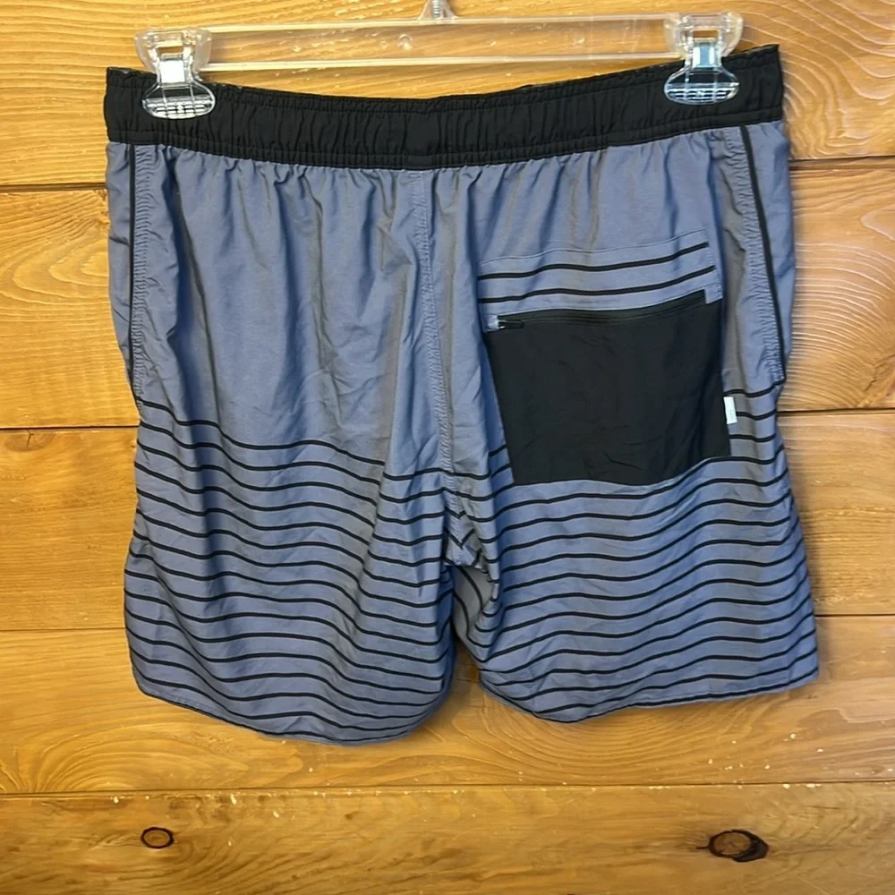 Vuori Mens Trail Shorts Men's L 7